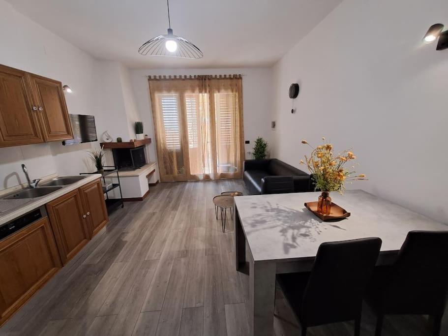Apartamento Tra San Gimignano E Volterra Exterior foto